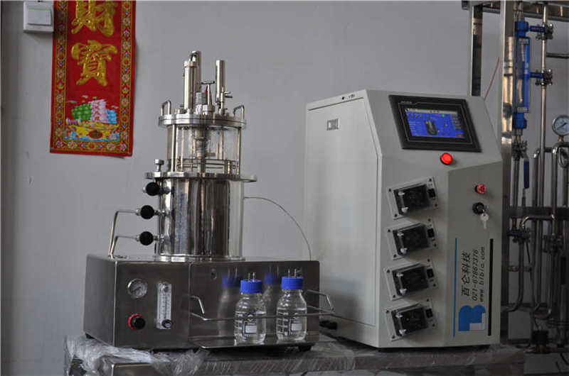 BLBIO-5GCA  5升台式磁力搅拌原位自动灭菌玻璃发酵罐