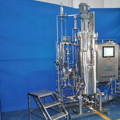 300升自动灭菌罐盖自动提升发酵罐BLBIO-300SJA-UIP